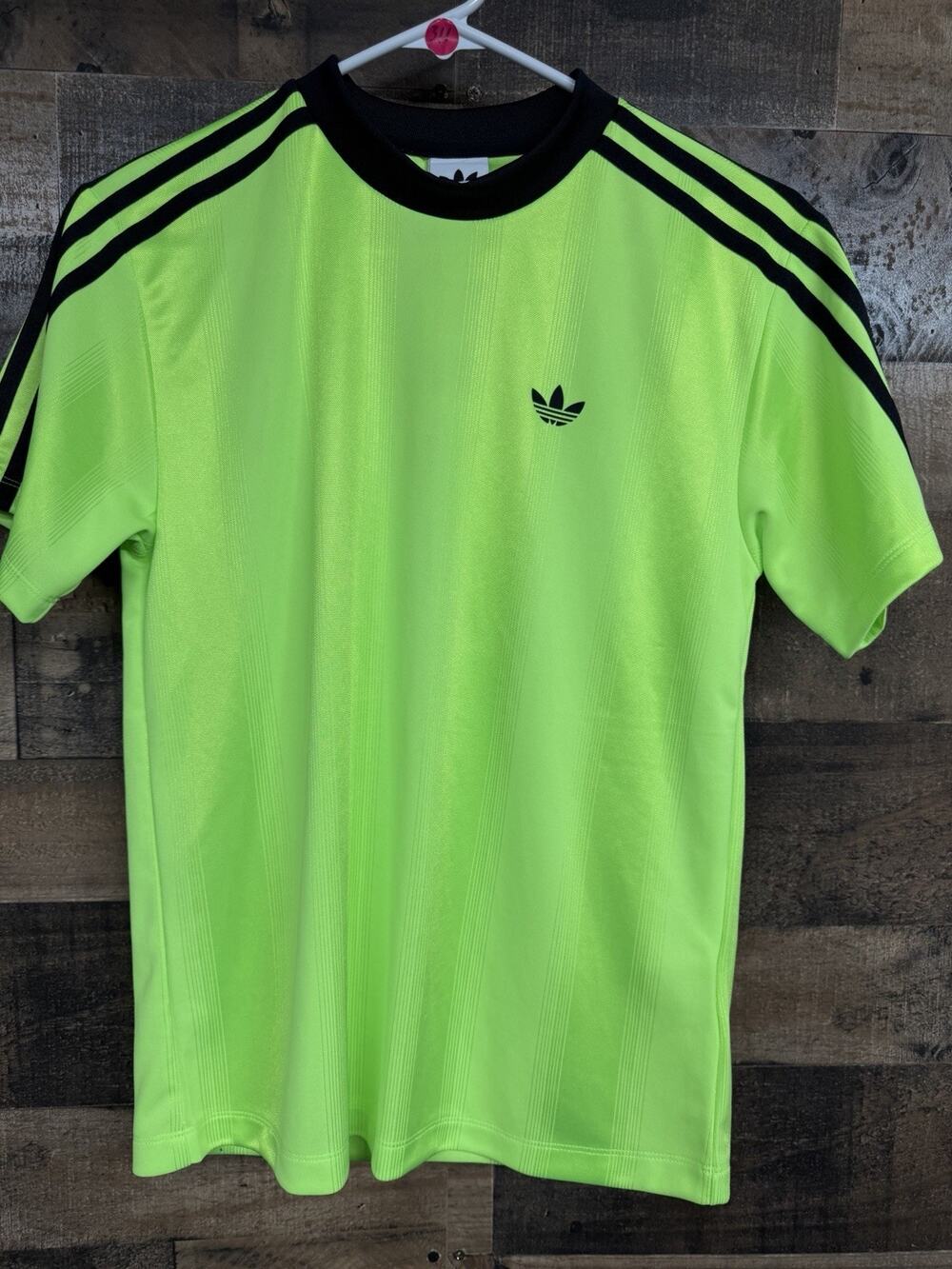 Adidas Women's Size XS Jacquard Tee Short Sleeve Signal Green NWT SKU 0121